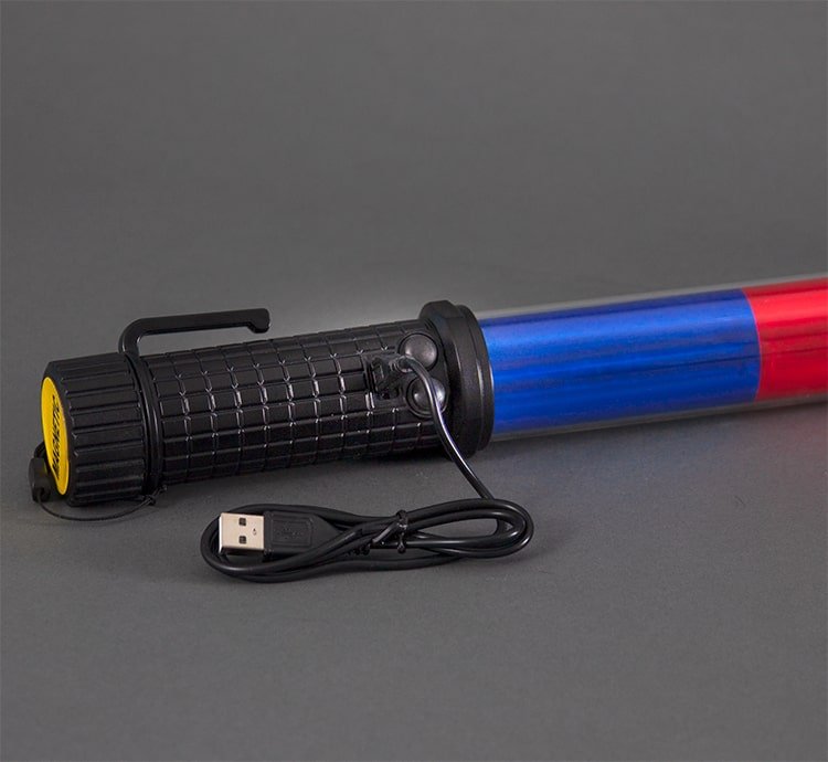 Bâton de signalisation multifonction 4 HI-Vision-LED-Hard-Baton-USB-min